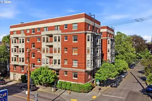 2083 NW Johnson St, Portland, OR 97209 - Photo 2