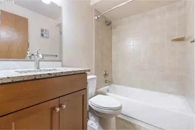 251 NE Village Squire Ave #15, Gresham, OR 97030 - Photo 32