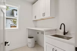 4234 SE Yamhill St, Portland, OR 97215 - Photo 10