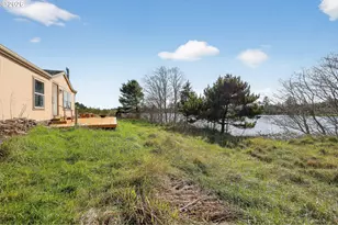 89953 Seales Rd, Warrenton, OR 97146 - Photo 10