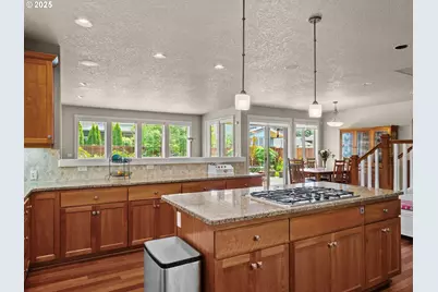 28571 SW Morningside Ave, Wilsonville, OR 97070 - Photo 8