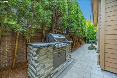 2073 Lake Wind Dr, Eugene, OR 97408 - Photo 28
