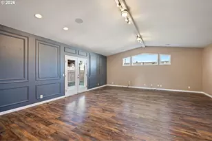 2577 Elysium Ave, Eugene, OR 97401 - Photo 16