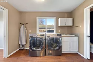 2577 Elysium Ave, Eugene, OR 97401 - Photo 22