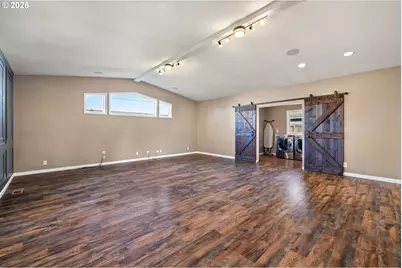2577 Elysium Ave, Eugene, OR 97401 - Photo 18
