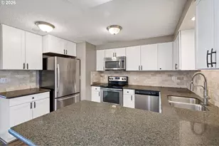 2577 Elysium Ave, Eugene, OR 97401 - Photo 14