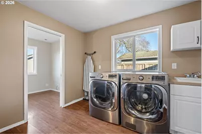 2577 Elysium Ave, Eugene, OR 97401 - Photo 22