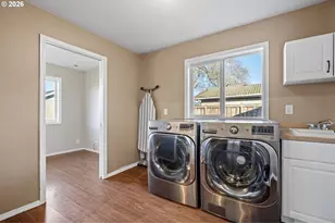 2577 Elysium Ave, Eugene, OR 97401 - Photo 22