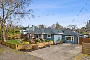 900 N Williams St, Newberg, OR 97132 - Photo 1