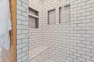 900 N Williams St, Newberg, OR 97132 - Photo 24