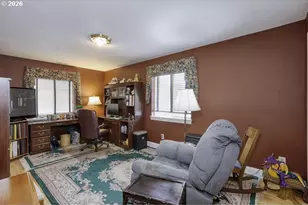 4374 Log Dr, Salem, OR 97305 - Photo 38