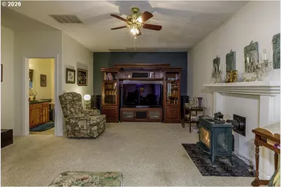 4374 Log Dr, Salem, OR 97305 - Photo 28