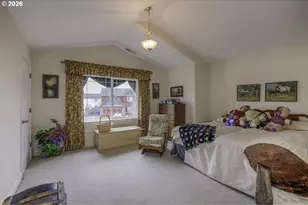 4374 Log Dr, Salem, OR 97305 - Photo 36