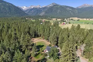 63677 Woodland Ln, Joseph, OR 97846 - Photo 2