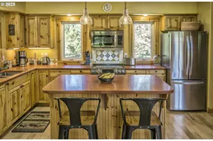 63677 Woodland Ln, Joseph, OR 97846 - Photo 14