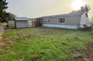 243 Owyhee Ln, Roseburg, OR 97471 - Photo 22