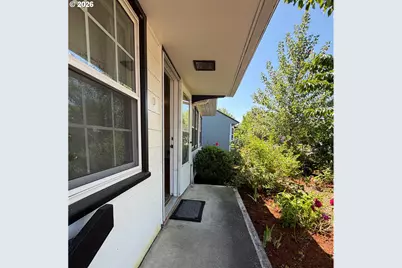 3003 E 24th St, Vancouver, WA 98661 - Photo 2