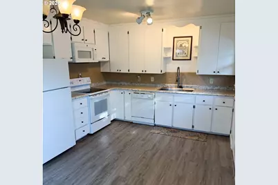 3003 E 24th St, Vancouver, WA 98661 - Photo 6