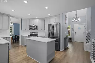 8020 SW Gearhart Dr, Beaverton, OR 97007 - Photo 14