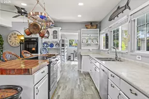 10 E Sunny Sands Rd, Cathlamet, WA 98612 - Photo 12