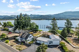 10 E Sunny Sands Rd, Cathlamet, WA 98612 - Photo 2