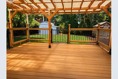 3149 SE Silver Springs Rd, Milwaukie, OR 97222 - Photo 16