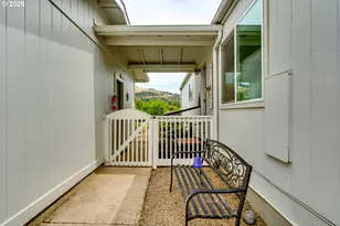 85729 Chelsea Ln, Eugene, OR 97405 - Photo 2