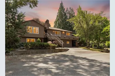 1129 NW Connell Ave, Hillsboro, OR 97124 - Photo 2