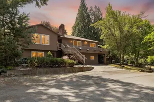 1129 NW Connell Ave, Hillsboro, OR 97124 - Photo 2