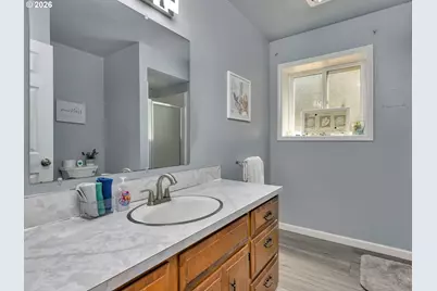 1129 NW Connell Ave, Hillsboro, OR 97124 - Photo 40