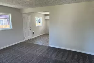 210 24th Ave, Longview, WA 98632 - Photo 4