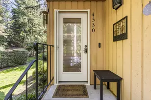 4330 Botticelli St, Lake Oswego, OR 97035 - Photo 2