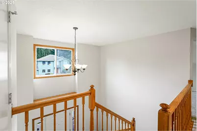 5561 Springwood Ave, Salem, OR 97306 - Photo 22