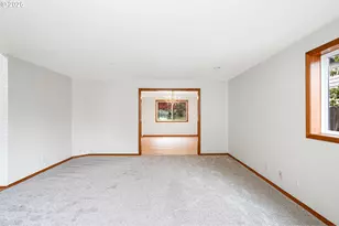 5561 Springwood Ave, Salem, OR 97306 - Photo 8