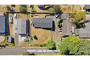 740 H St, Coos Bay, OR 97420 - Photo 4