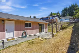 740 H St, Coos Bay, OR 97420 - Photo 44