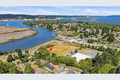 740 H St, Coos Bay, OR 97420 - Photo 42