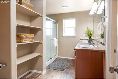 1164 Veronica Ln, Eugene, OR 97404 - Photo 26