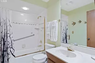 145 NW Inlet Ave, Lincoln City, OR 97367 - Photo 10