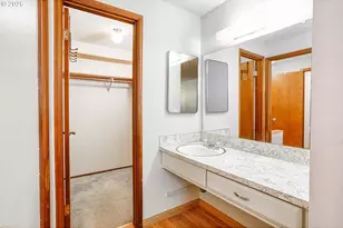 808 SE 156th Pl, Portland, OR 97233 - Photo 14
