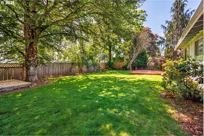 808 SE 156th Pl, Portland, OR 97233 - Photo 28