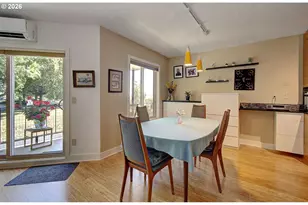 5585 E Evergreen Blvd, Vancouver, WA 98661 - Photo 8