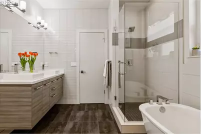 19504 SW Century Dr, Bend, OR 97702 - Photo 28