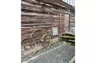 501 S Park St, Carlton, OR 97111 - Photo 6