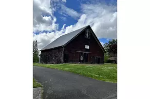 501 S Park St, Carlton, OR 97111 - Photo 8