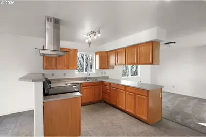 88081 9th St, Veneta, OR 97487 - Photo 10