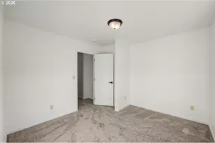 88081 9th St, Veneta, OR 97487 - Photo 32