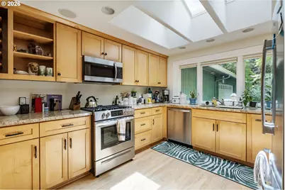 4500 W Burnside Rd, Portland, OR 97210 - Photo 8
