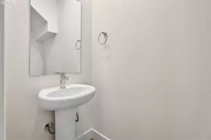 6236 NE 43rd St, Vancouver, WA 98660 - Photo 26