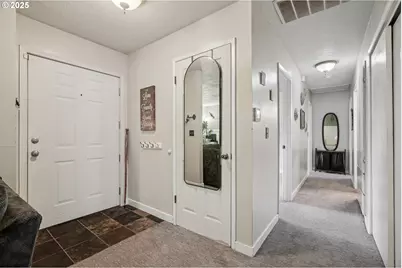 3734 NE 109th Ave, Portland, OR 97220 - Photo 8